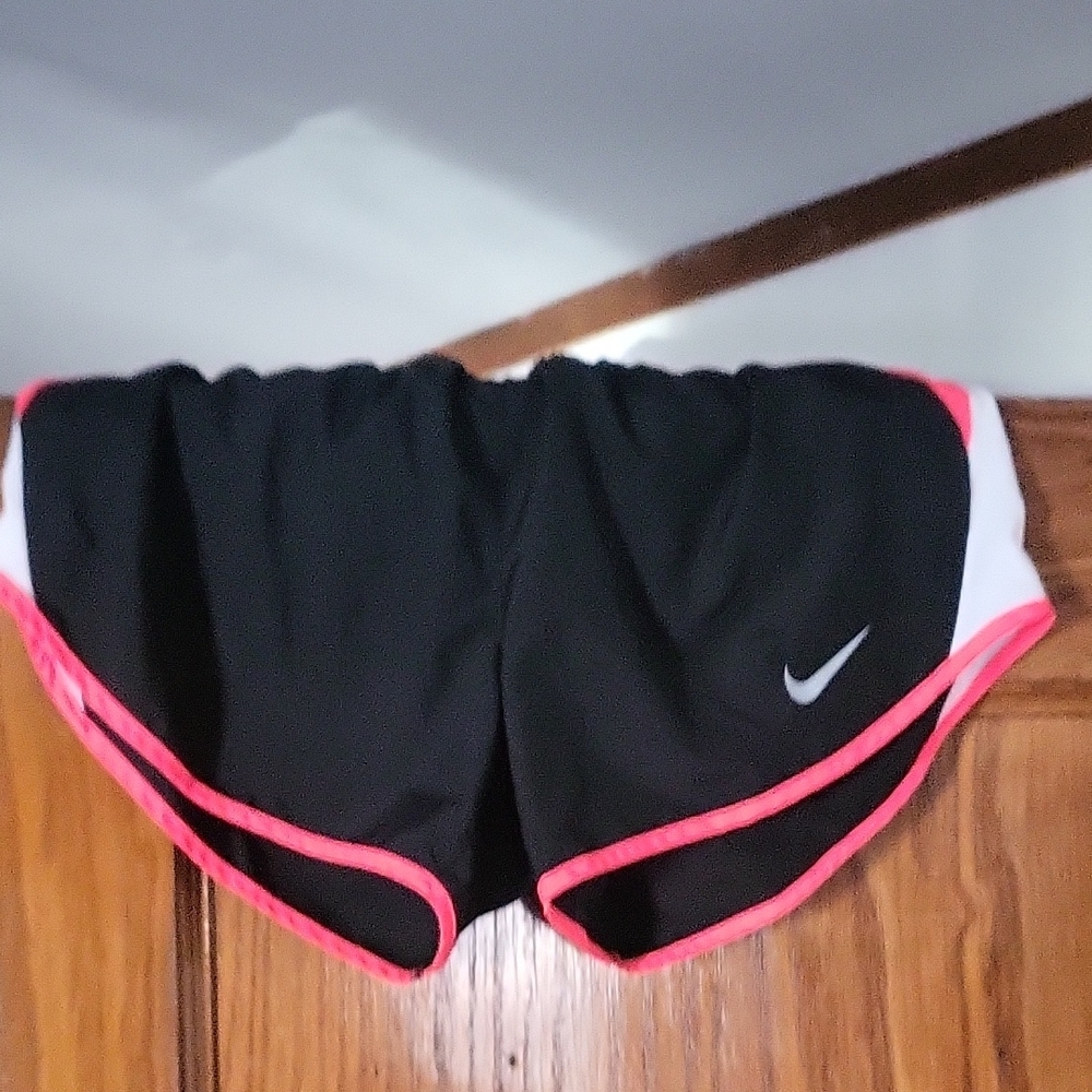 Nike Women's Black and Pink Shorts